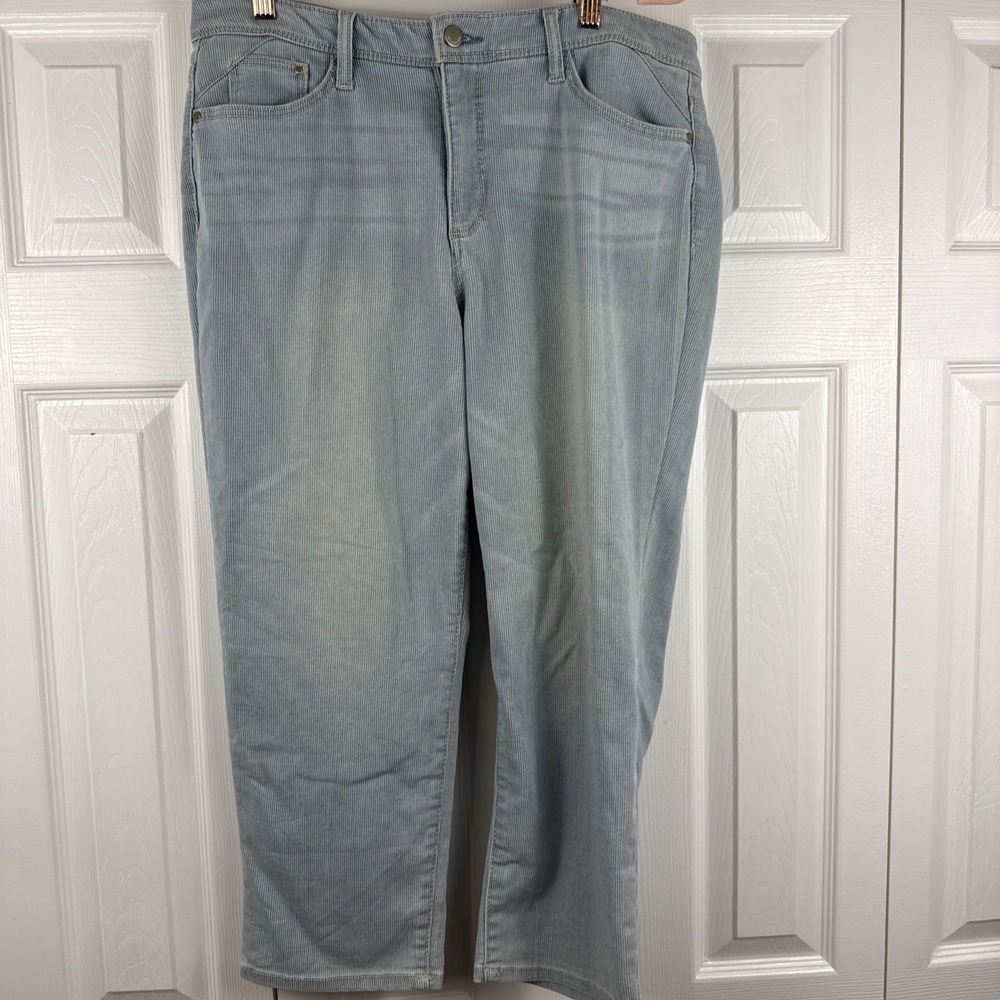 BANDOLINO SELENE DENIM CROPPED JEANS WOMEN'S‎ SZ 14 LIGHT WASH STRIPED